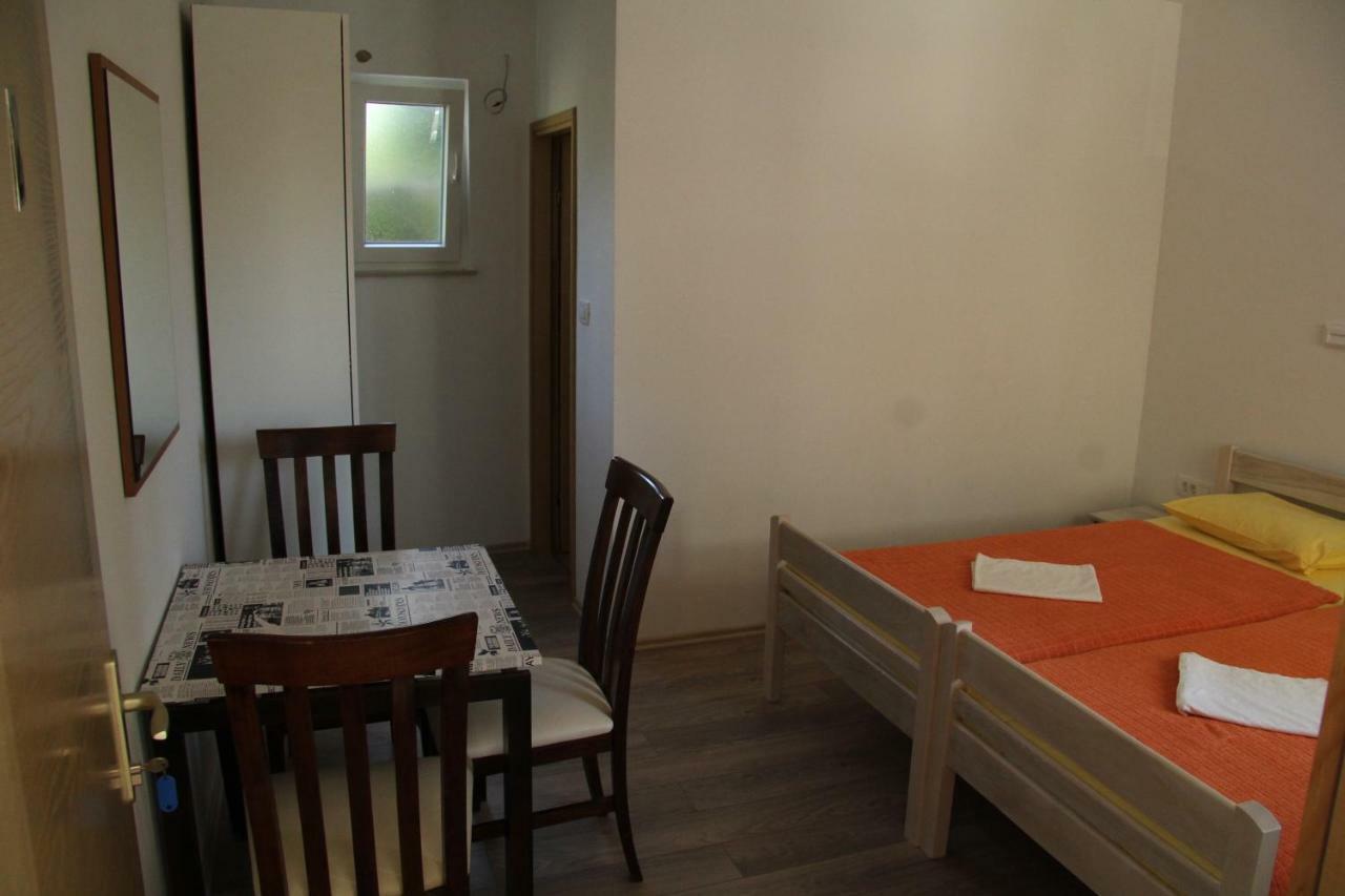 Bed & Breakfast Novalja Inn Kültér fotó