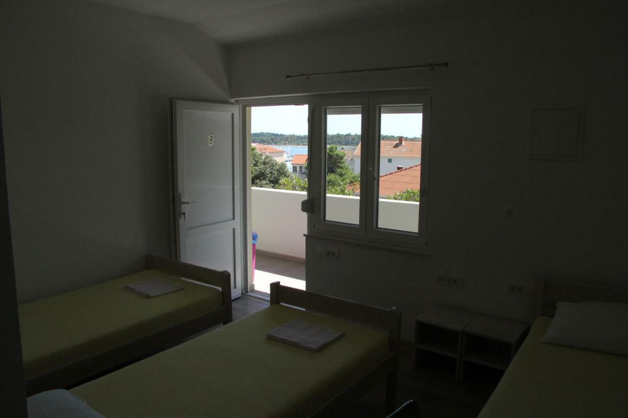 Bed & Breakfast Novalja Inn Kültér fotó