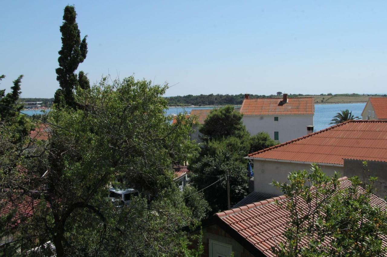 Bed & Breakfast Novalja Inn Kültér fotó