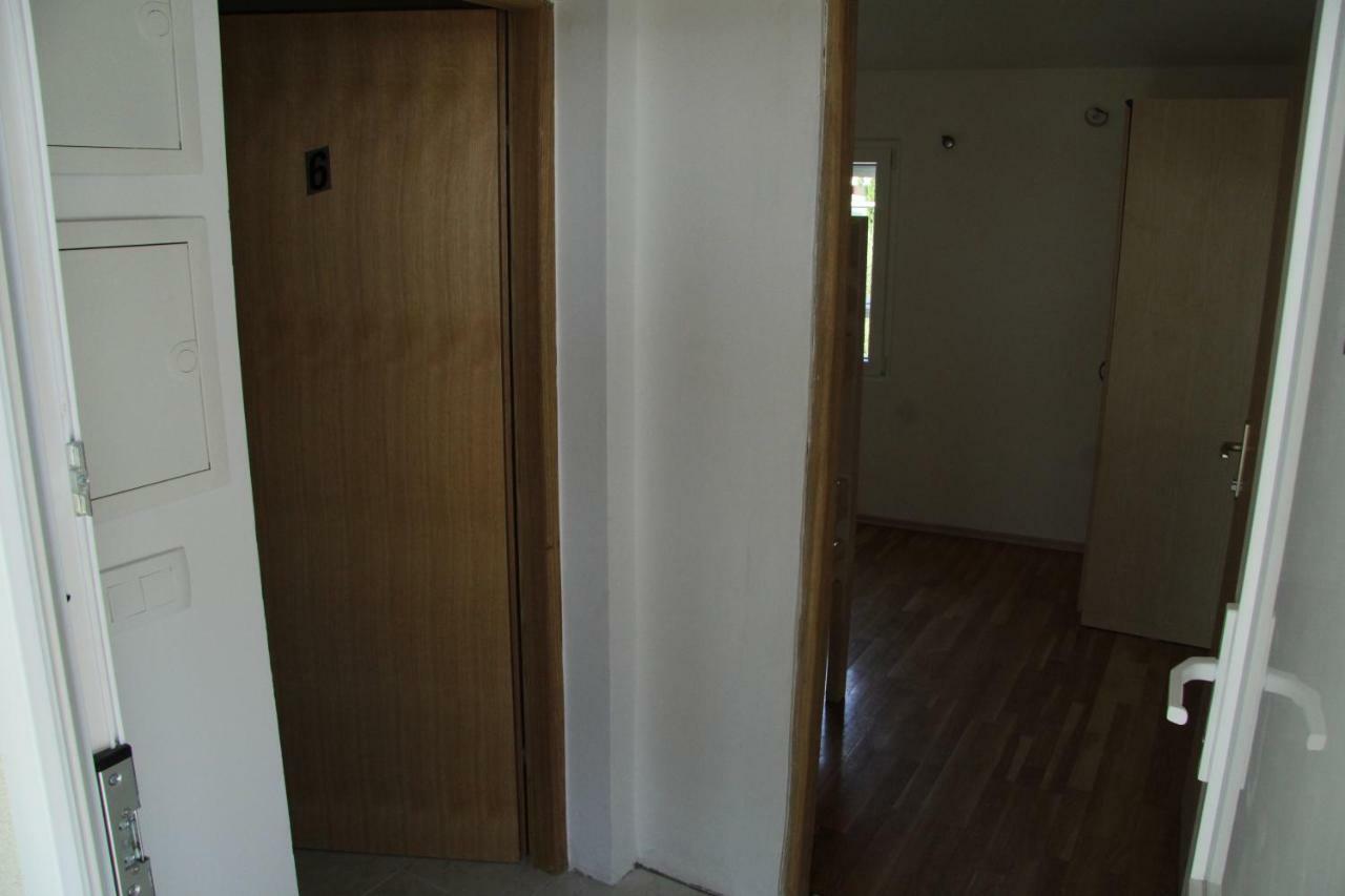 Bed & Breakfast Novalja Inn Kültér fotó