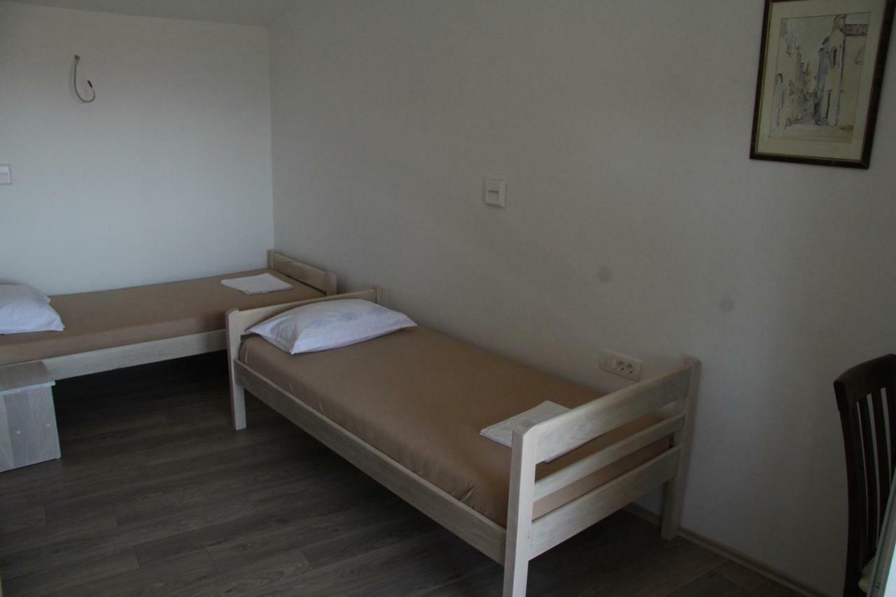 Bed & Breakfast Novalja Inn Kültér fotó