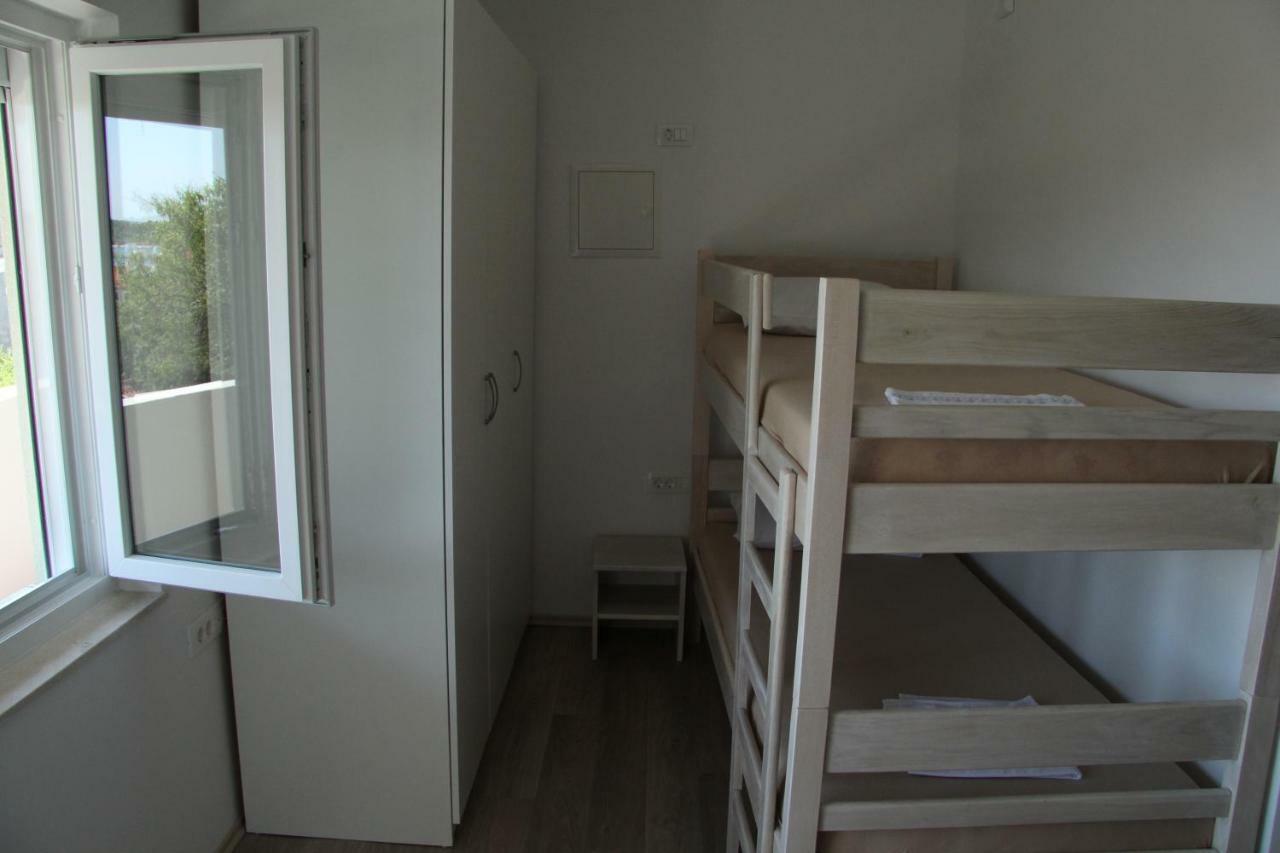 Bed & Breakfast Novalja Inn Kültér fotó